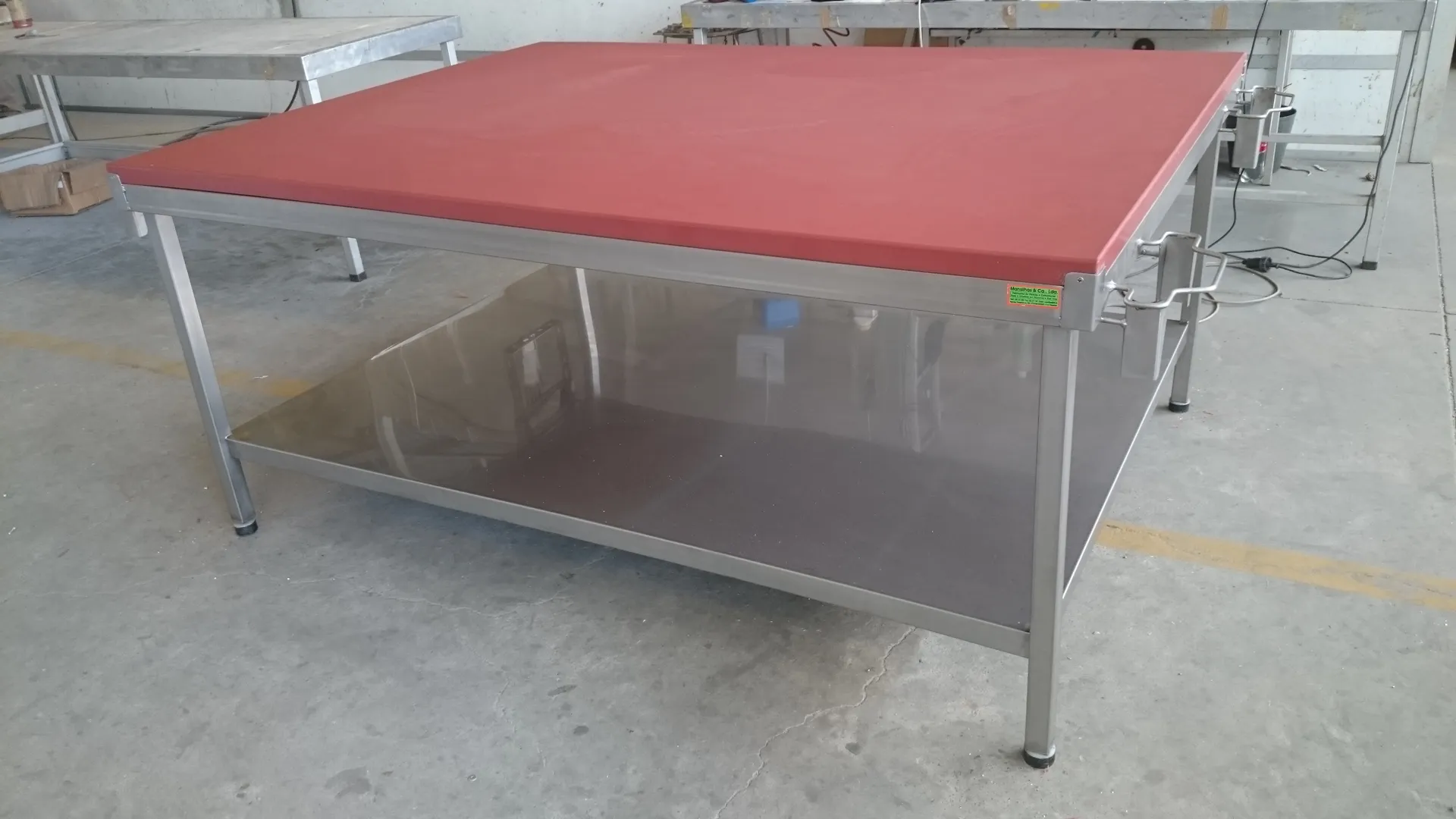 Mesa de Corte com Polietileno